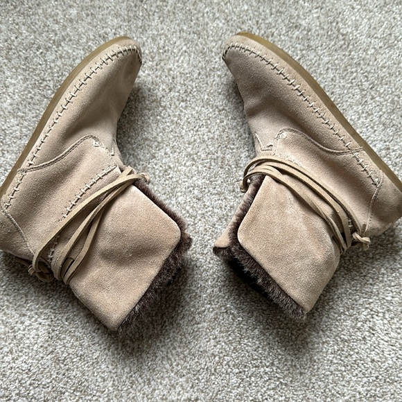 TOMS Zahara Boots - Picture 6 of 7